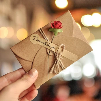  Retro DIY Kraft Kağıt Davetiye Tebrik Kartı El Yapımı Kuru Çiçek Düğün Davetiyesi Zarflar