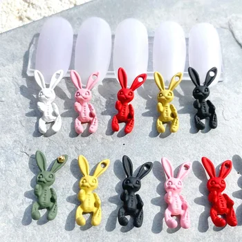  5 ADET SET Tavşan Nail Art Süslemeleri 7 renkli tırnaklar Takılar Sevimli Tatlı İskelet Tavşan Metal Sprey Mat Aksesuarları 20 * 9mm