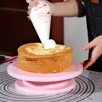 1 ADET Kek Pikap kek standı Dekorasyon Aksesuarları DIY Kalıp Dönen İstikrarlı Anti-skid Yuvarlak Kek Masa Mutfak Pişirme Araçları