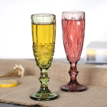  Retro Renk Kabartma şampanya kadehi Yaratıcı Küçük Sayı meyve suyu fincanı Cam Kadeh Ev Kalınlaşma şarap bardağı Şarap