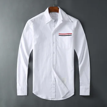  TB 2023 THOM Moda Marka Gömlek Erkekler İnce Beyaz Cep Çizgili Tam Rahat Gömlek Turn Down Yaka Oxford Katı erkek giyim